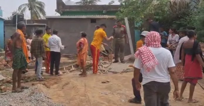 సెప్టెక్ ట్యాంక్లో ఊపిరాడక ఆరుగురు మృతి