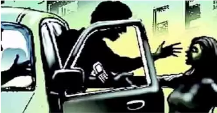 కదులుతున్న కారులో మహిళా లాయర్పై అఘాయిత్యం