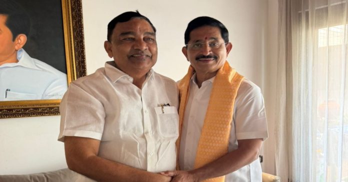 వేంను కలిసిన మాజీ జెడ్పీ చైర్మన్