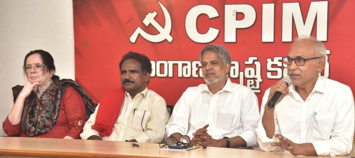 విజయన్ ఇంట్లో ఈడీ సోదాలు రాజకీయ దాడే