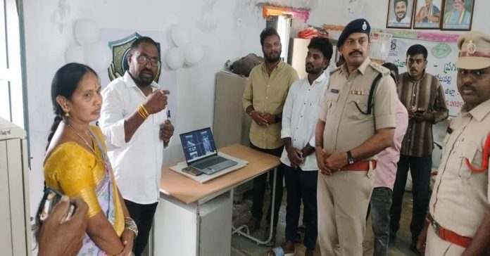 నేరాల నియంత్రణకు సీసీ కెమెరాలు కీలకం: హుస్నాబాద్ ఏసిపి