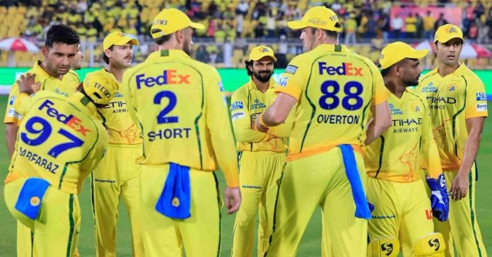 టీంలో ధోని.. టాస్ గెలిచిన చెన్నై సూపర్ కింగ్స్