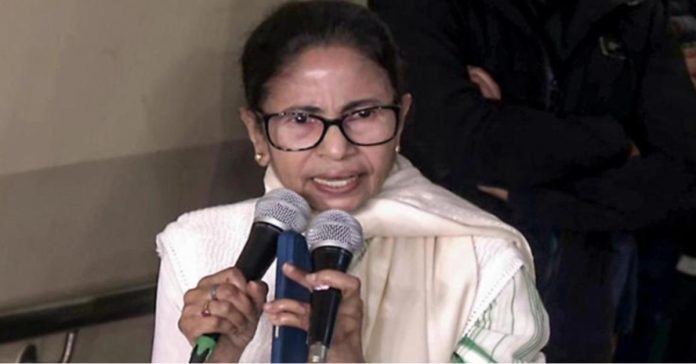 No need to resign: Mamata Banerjee