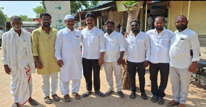 ముస్లిం సోదరులకు బక్రీద్ పండుగ శుభాకాంక్షలు తెలిపిన సర్పంచ్