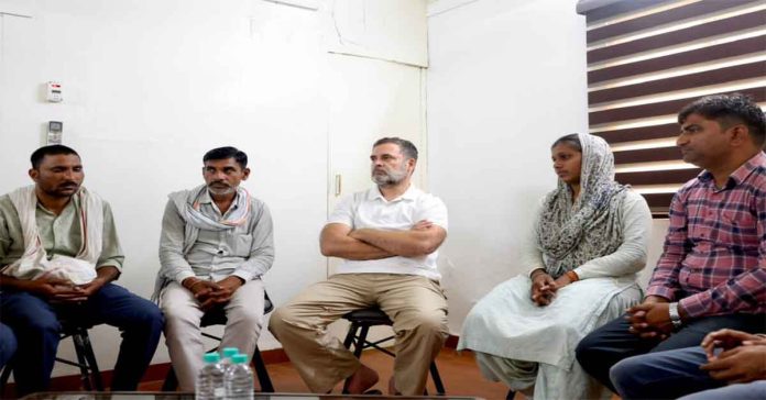 ఆ కుటుంబానికి మోడీ-షా బాధ్యత వహించాలి: రాహుల్ గాంధీ
