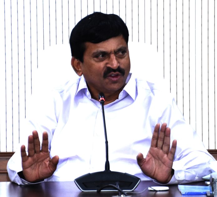 భూముల ధరలు పెంచుతాం