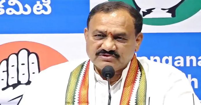 బండి సంజయ్, కిషన్ రెడ్డి దొంగ ఓట్లతోనే గెలిచారు: కాంగ్రెస్