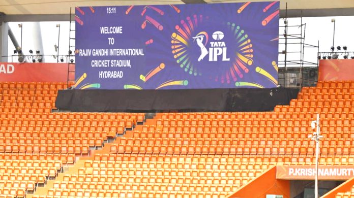 Sunrisers are 'squeezing'