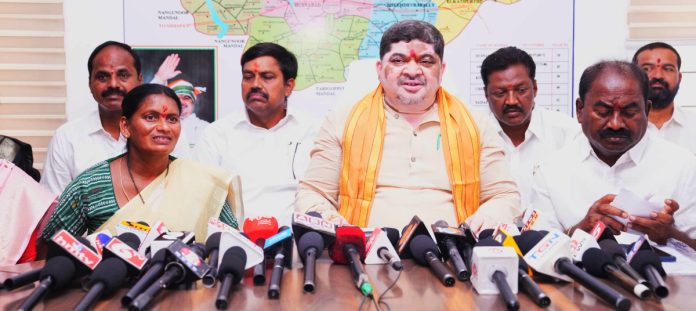 బీజేపీతో లోపాయికారి