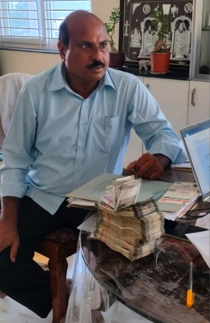 ఏసీబీకి చిక్కిన మరో భారీ అవినీతి తిమింగలం