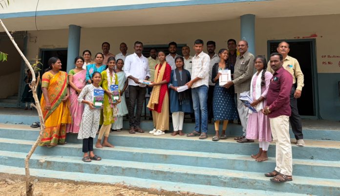 ఉప్లూర్ లో బడి బాట కార్యక్రమం