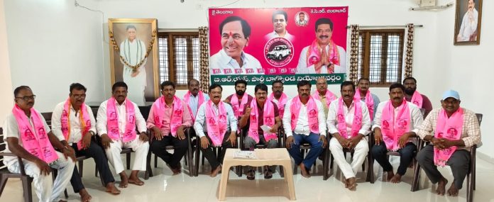 రైతులపై కాంగ్రెస్ ప్రభుత్వ ద్రోహపూరిత వైఖరి ఖండనీయం