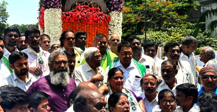 ప్రజలకిచ్చిన హామీలు నెరవేర్చని కాంగ్రెస్
