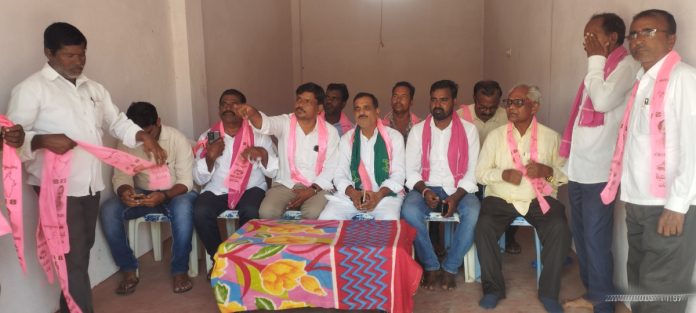 యూరియా యాప్ ను వెంటనే రద్దు చేయాలి