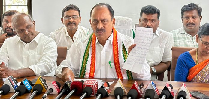 BRS leaders must offer a public apology to the people: MLA