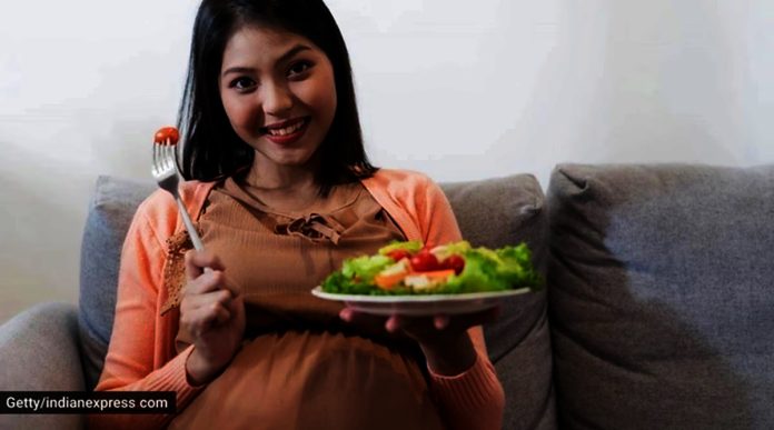 Fruits Pregnant Women Should Include in Their Diet…
