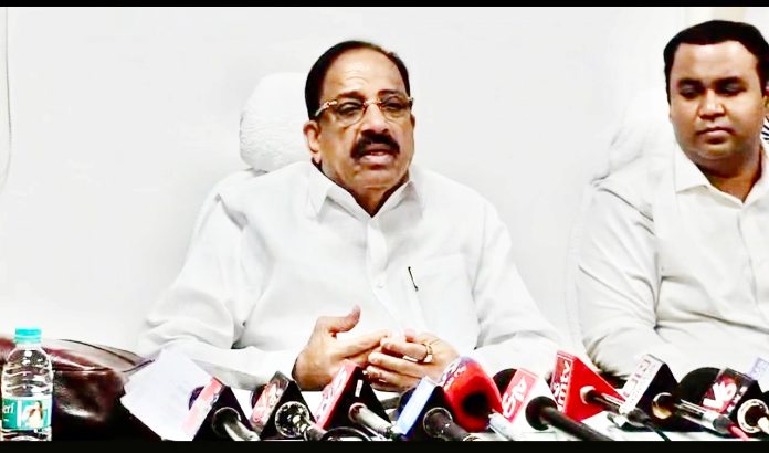 పంటల కొనుగోళ్లలో కేంద్రం తీరు ఆక్షేపణీయం