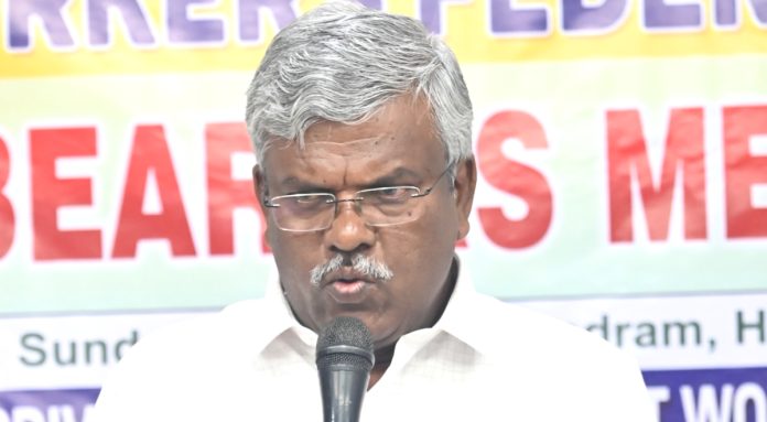 పెట్రోల్, డిజీల్ ధరలు తగ్గించాలి