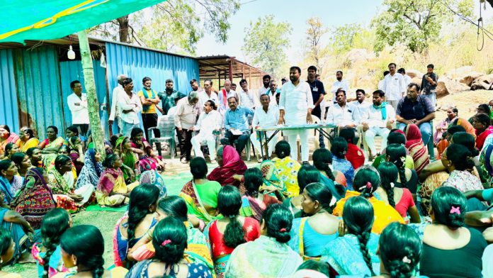 అభివృద్ధి పనులను పరిశీలించిన ఎమ్మెల్యే తోట