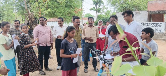 ప్రభుత్వ బడుల్లోనే నాణ్యమైన విద్య
