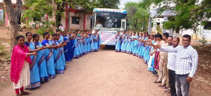 Women from the Mandal Samakhya headed to CM Revanth Reddy's meeting.