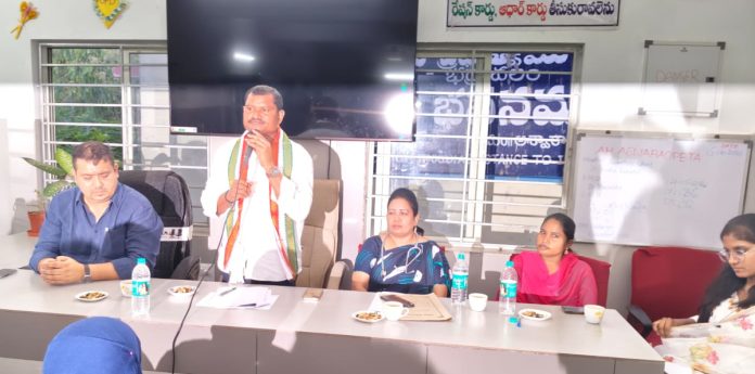 అశ్వారావుపేట ఏరియా ఆస్పత్రిలో వైద్య సేవలపై ఎమ్మెల్యే సమీక్ష
