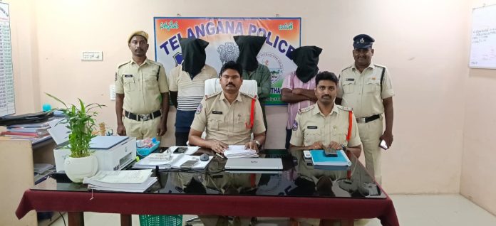 ట్రాయల్ ట్రాక్టర్ చోరీ కేసులో ముగ్గురు నిందితుల అరెస్ట్