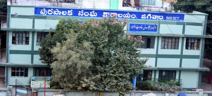 మున్సిపల్ అధికారులకు మళ్లీ విజిలెన్స్ నోటీసులు