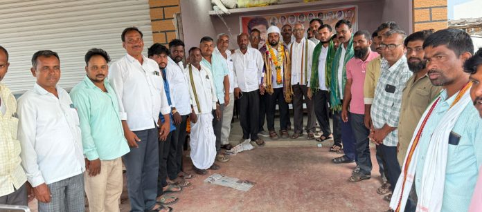 మైనార్టీ సెల్ జిల్లా అధ్యక్షులు హాజీమ్ కు ఘన సన్మానం