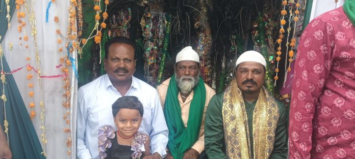 Village leaders visited the Peers in Baswapur.