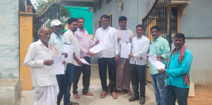 MRO inspects the voter list revision process.