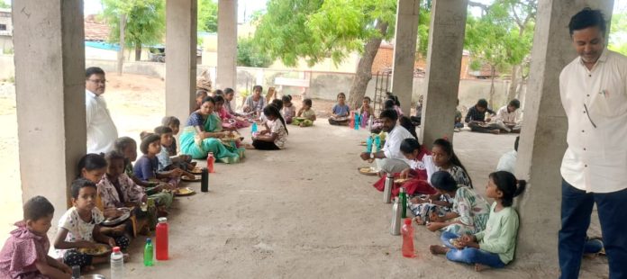 MPO Ramya inspected the midday meal.