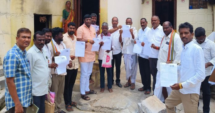 Distribution of enumeration forms in villages