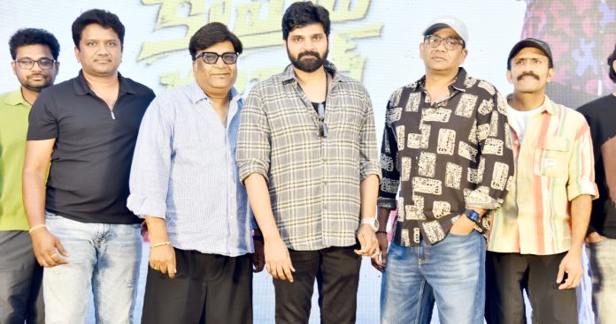సరికొత్త నేపథ్యంలో ‘కామ్రేడ్ కళ్యాణ్`