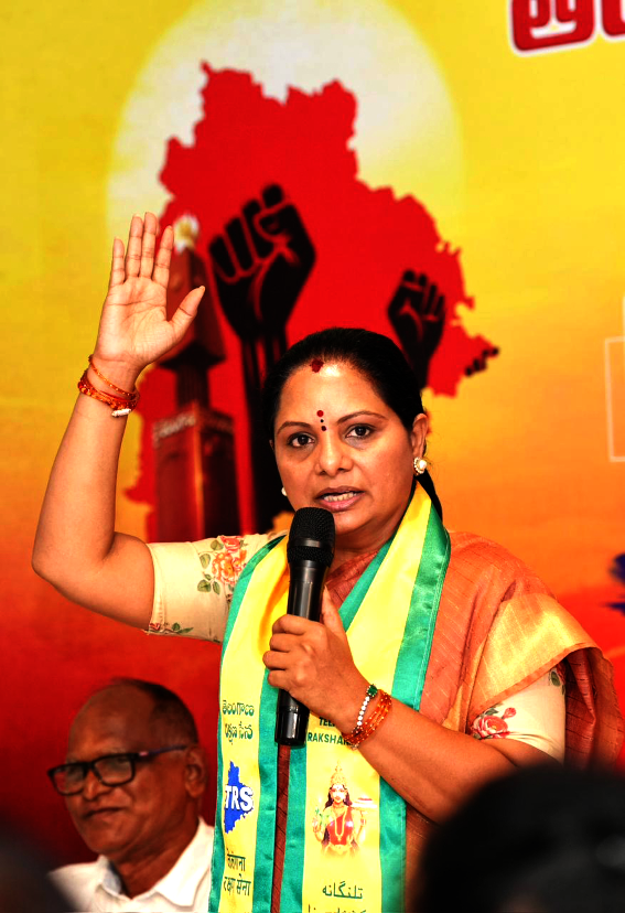 ఏపీ ప్రజలతో మాకు ఇబ్బంది లేదు