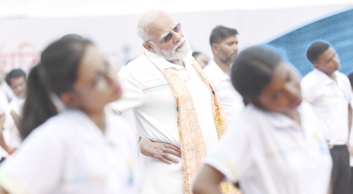 ప్రపంచ శాంతికి యోగా మార్గం