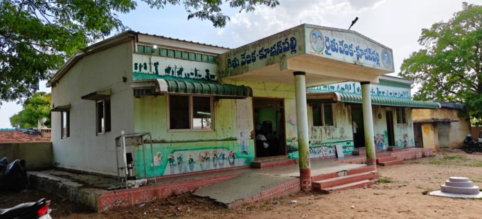 రైతు వేదికల్లో విత్తన మేళాలు