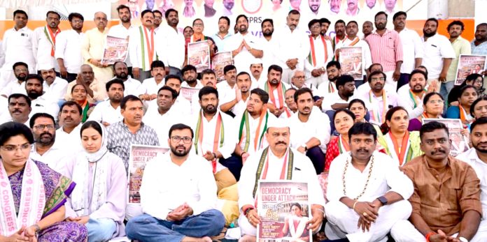 గాడ్సే రాజ్యం స్థాపించాలన్నదే బీజేపీ వ్యూహం