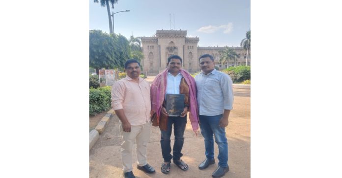 పెంట్లవెల్లి వాసికి ఓయూ నుంచి డాక్టరేట్
