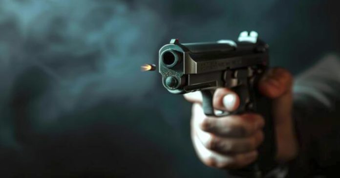 అమెరికాలో కాల్పులు.. ఏడుగురి మృతి