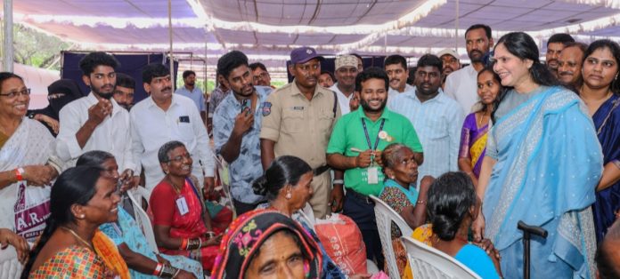 ధైర్యంగా కంటి ఆపరేషన్లు చేయించుకోండి