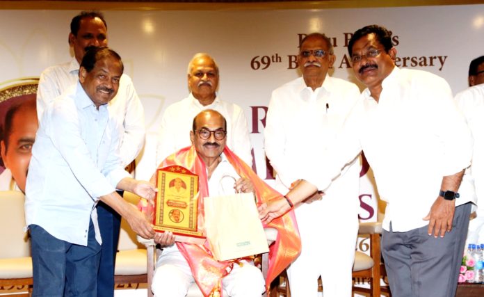 ఘనంగా రాజుబాబు జయంతి వేడుక