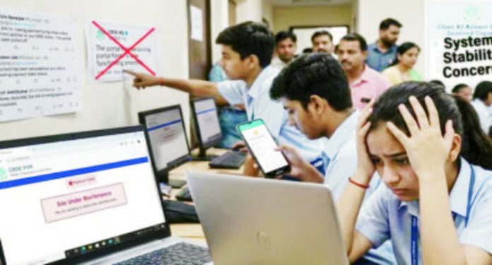 పని చేయనిసిబిఎస్ఇ రీ వాల్యుయేషన్ పోర్టల్