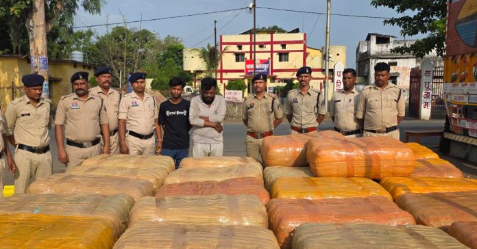 10 కోట్ల విలువైన గంజాయి స్వాధీనం