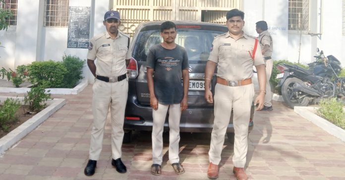 కోర్టు వాయిదాలకు హాజరుకాని వ్యక్తిని రిమాండ్కు తరలించిన ఎస్ఐ