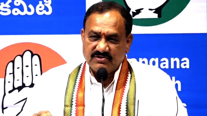 బీజేపీ తీరు అప్రజాస్వామికం
