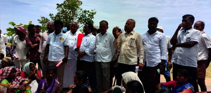 కార్మికుల హక్కులను కాలరాస్తున్న మోడీ సర్కార్