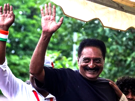 కేంద్ర మంత్రి రాజీనామా చేయాలి