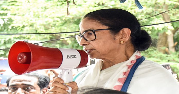 విశ్వగురువుగా గొప్పలు..పేదలపై ధరల మోత: TMC