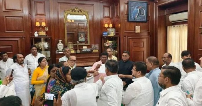 Split in TMC Party... 58 MLAs Rebel